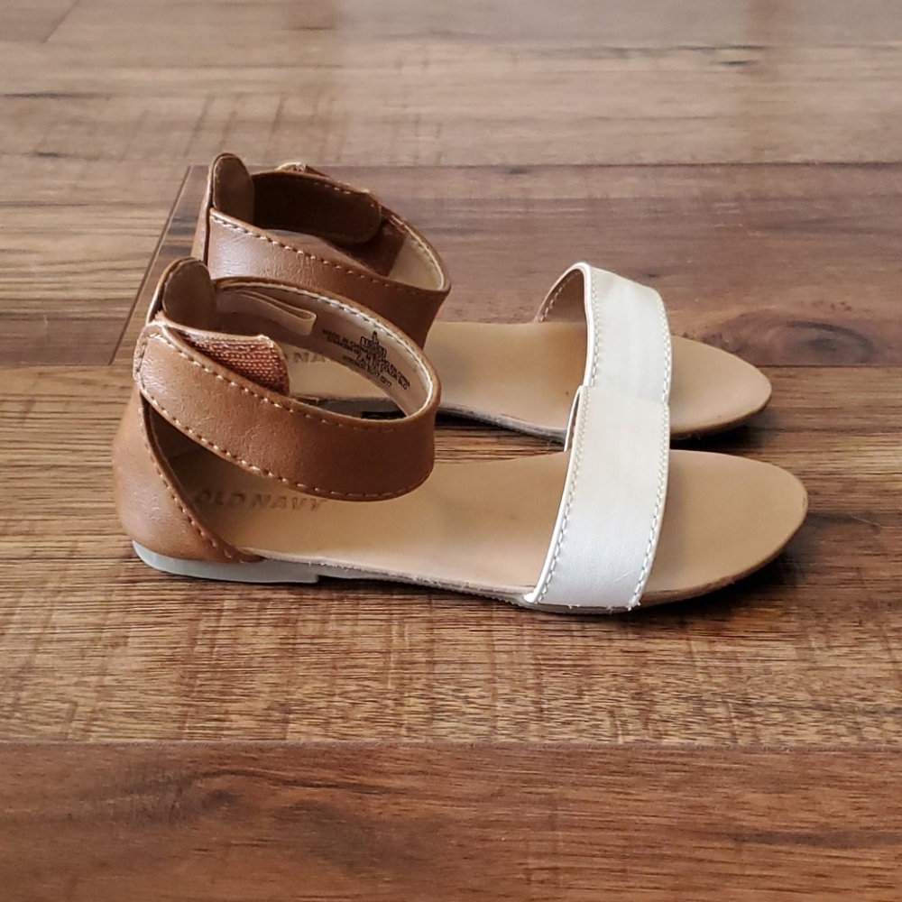 Old Navy sandals
